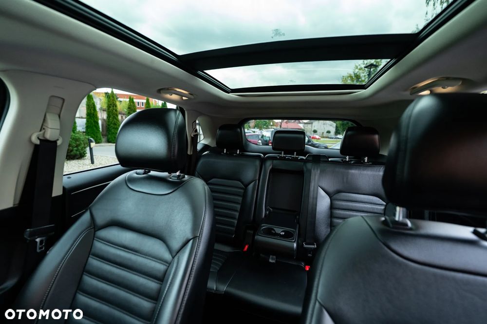 Ford Edge - 19
