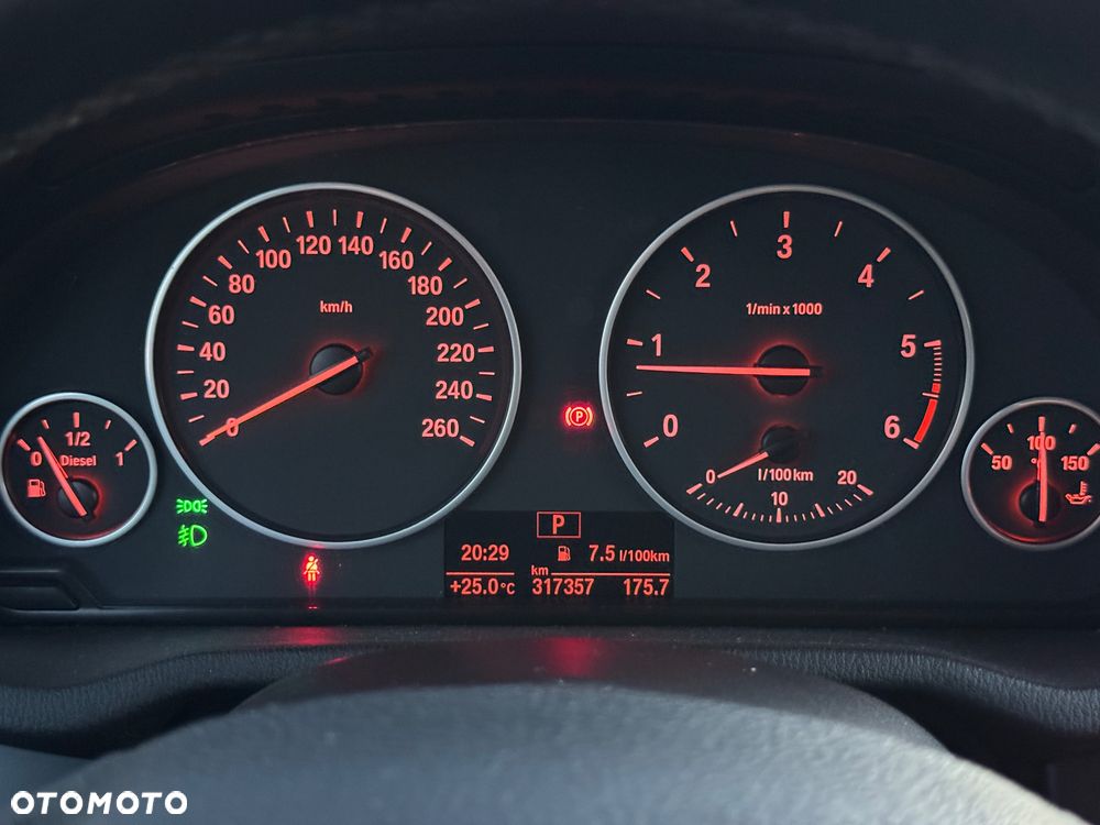 BMW X3 xDrive20d - 32