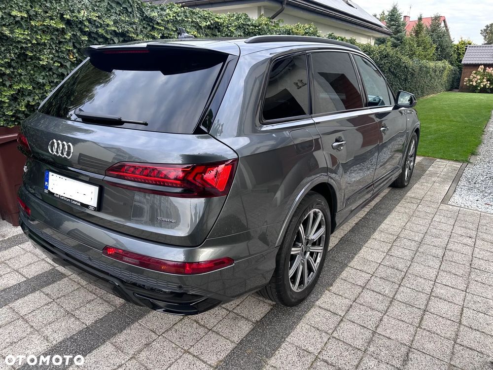 Audi Q7 2022 photo 5
