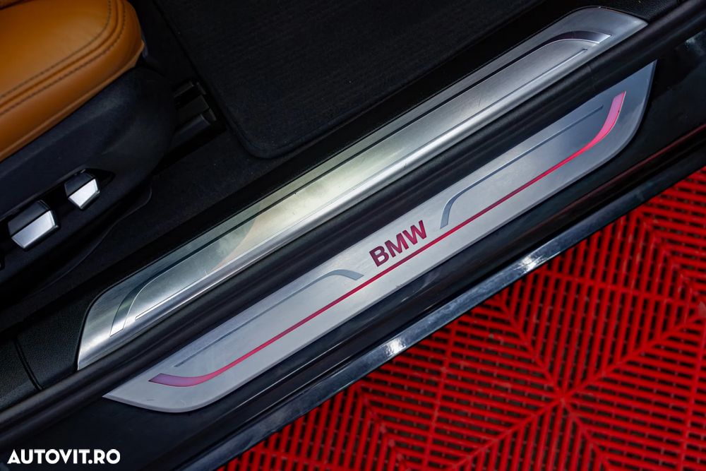BMW Seria 7 740d xDrive MHEV - 19