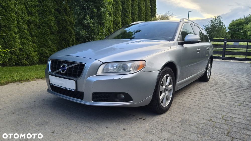 Volvo V70 - 1