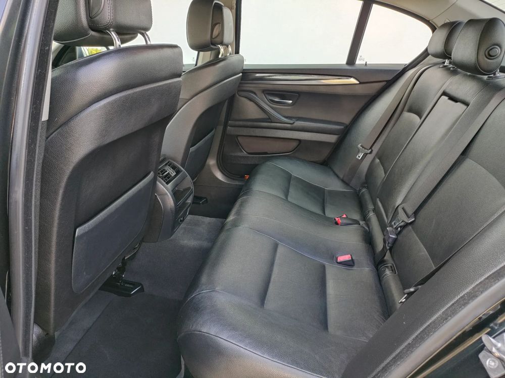 BMW Seria 5 520d Modern Line - 18