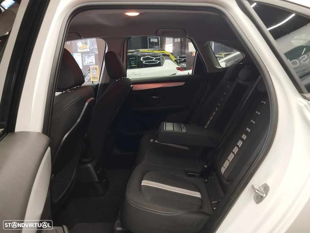 BMW 216 Active Tourer d Advantage - 16