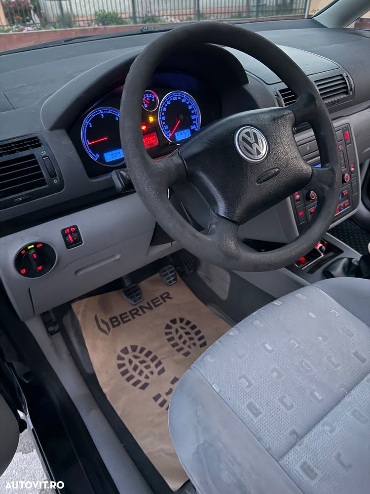 Volkswagen Sharan 1.9 TDI United II - 14