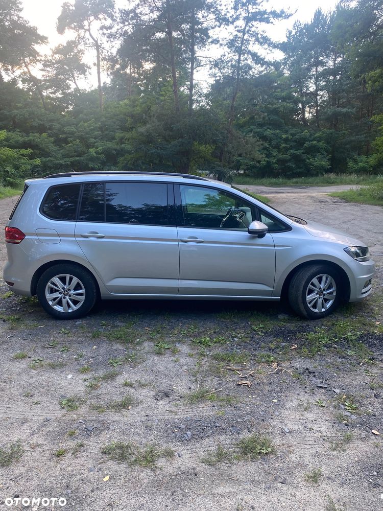 Volkswagen Touran 2.0 TDI BMT Comfortline DSG - 3