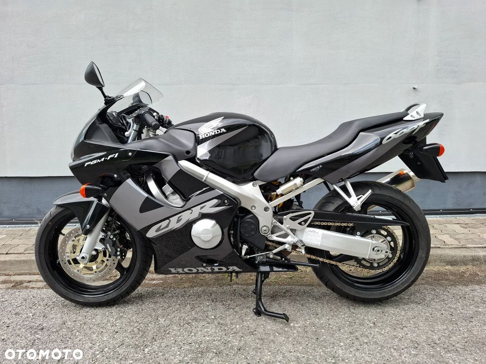 Honda CBR - 4