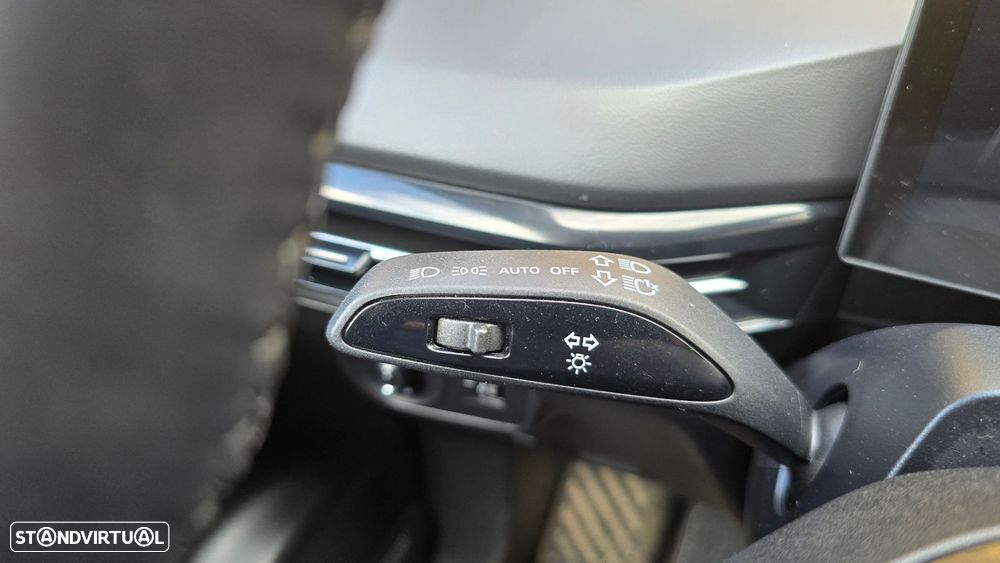 MG MG4 64 kWh Luxury - 14