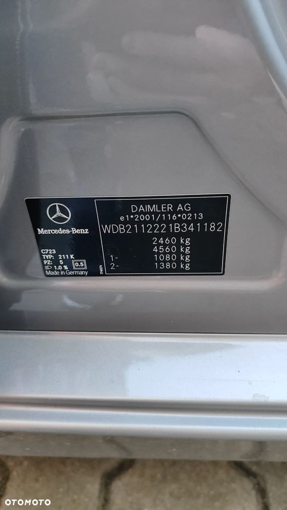 Mercedes-Benz Klasa E 320 CDI 7G-TRONIC Elegance BusinessEDITION - 3