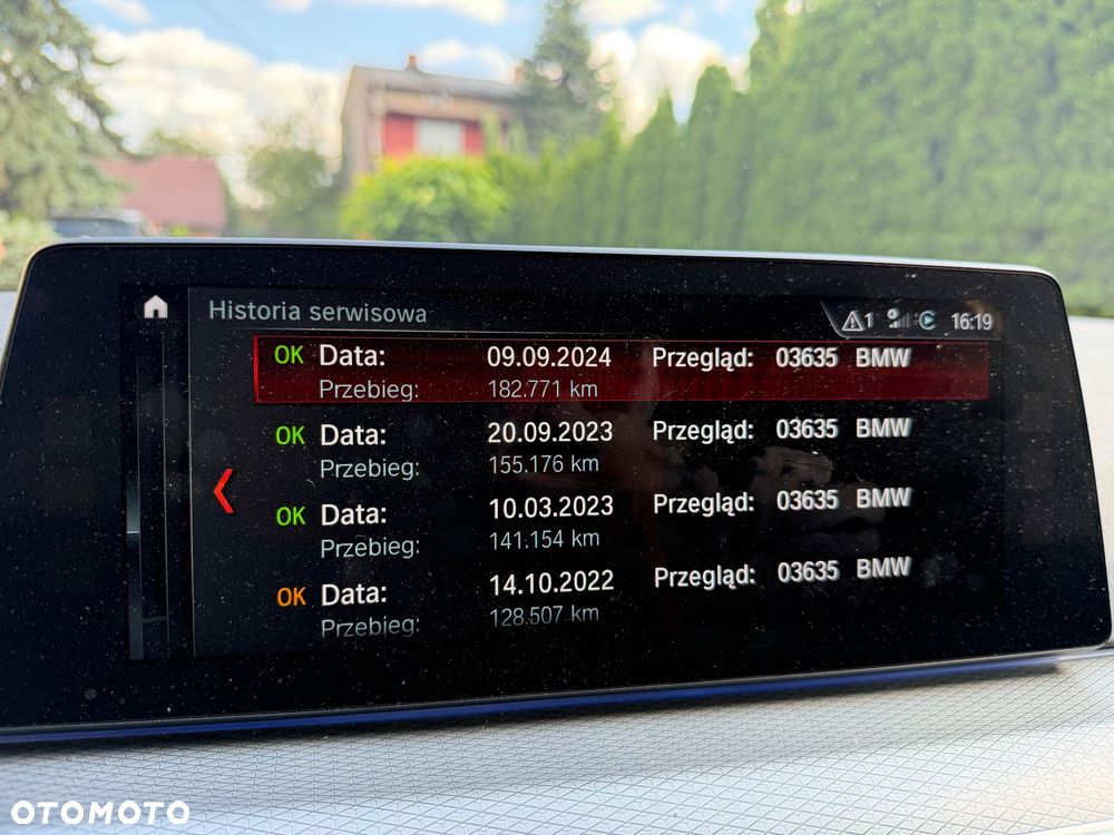 BMW Seria 5 520d M Sport Edition - 38