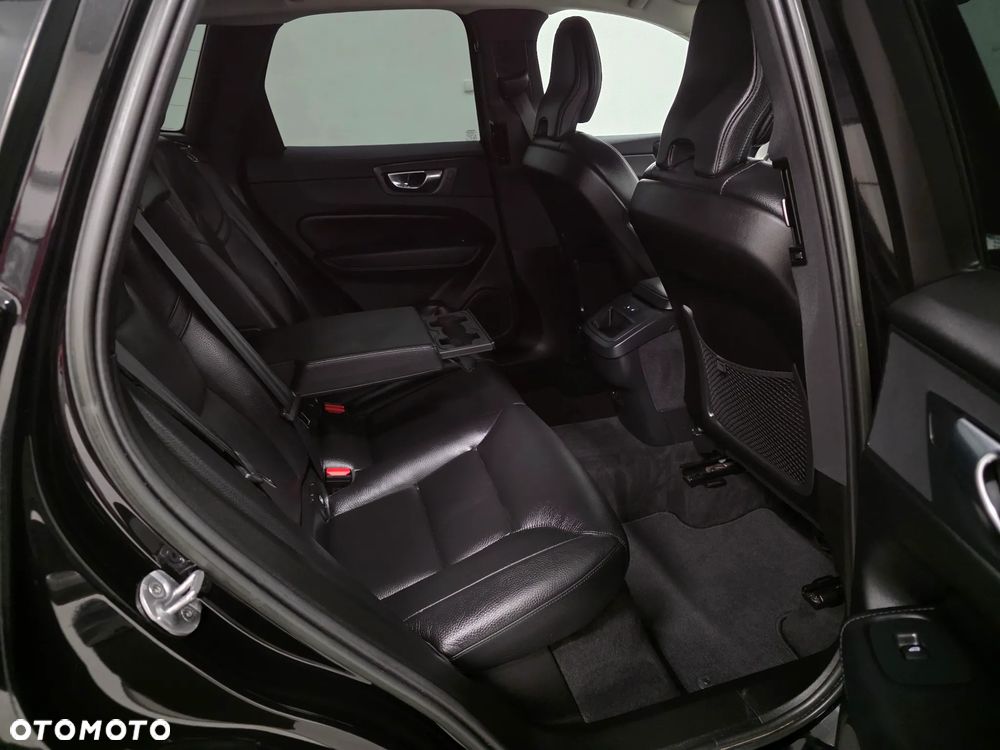 Volvo XC 60 B4 D Geartronic Inscription - 18