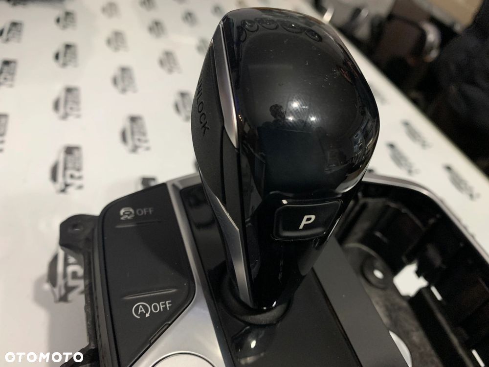 LEWAREK GAŁKA ZMIANY BIEGÓW BMW F40 F44 G42 G20 G21 G22 G26 9460153 - 4