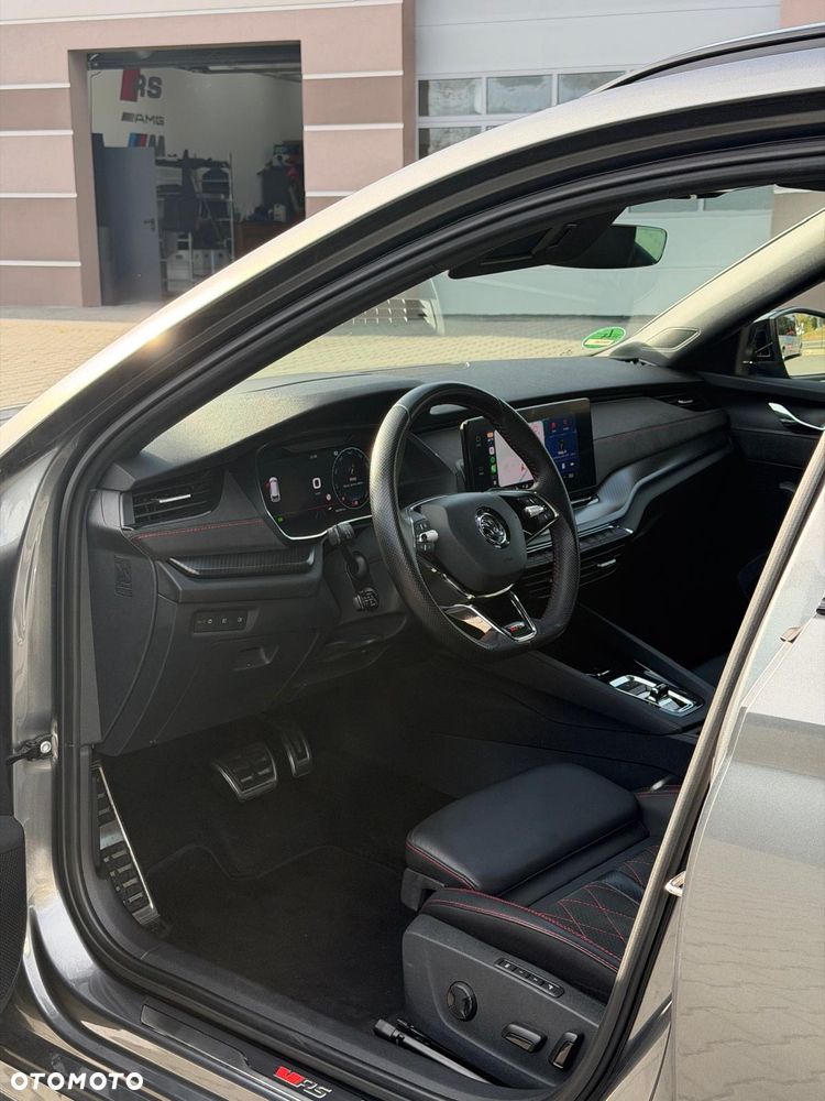 Skoda Octavia 2.0 TDI DSG RS Plus - 21