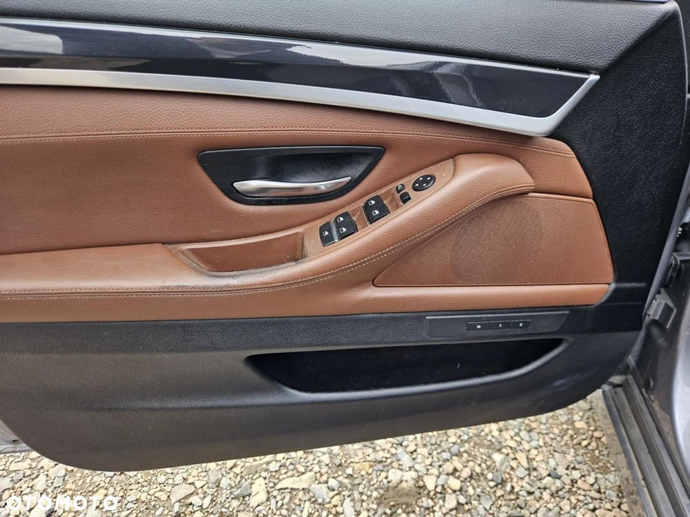 BMW Seria 5 530d Blue Performance Sport-Aut - 17