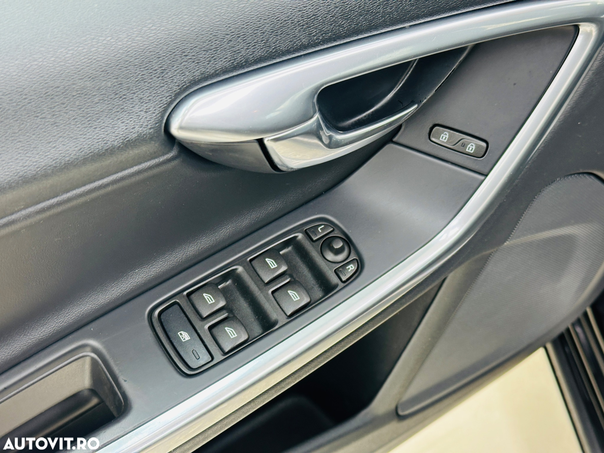 Volvo V60 - 14