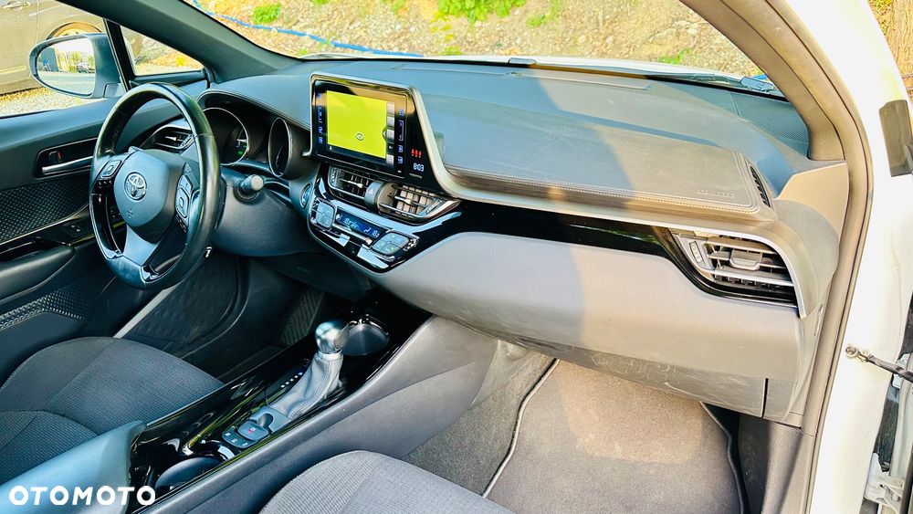 Toyota C-HR Style Selection - 35