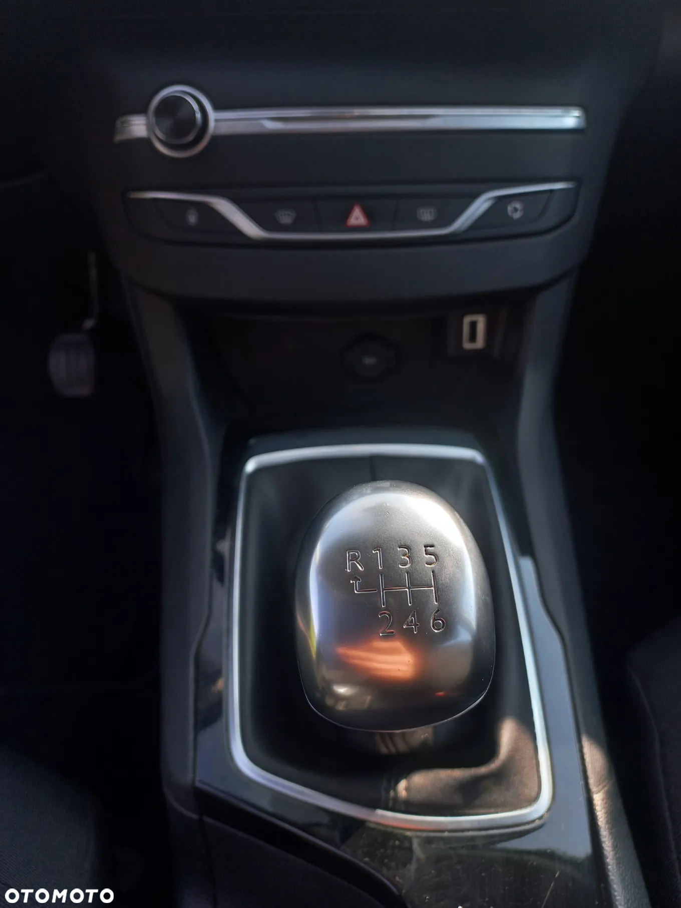 Peugeot 308 - 6