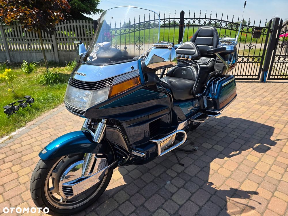 Honda GL - 4
