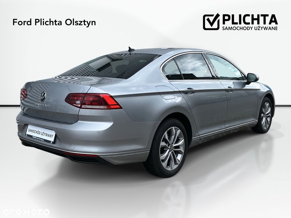 Volkswagen Passat - 6