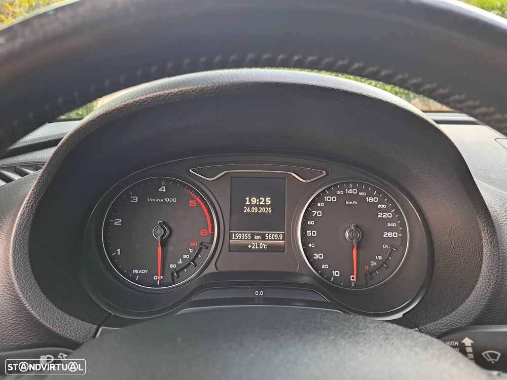 Audi A3 Sportback 1.6 TDI Attraction - 18