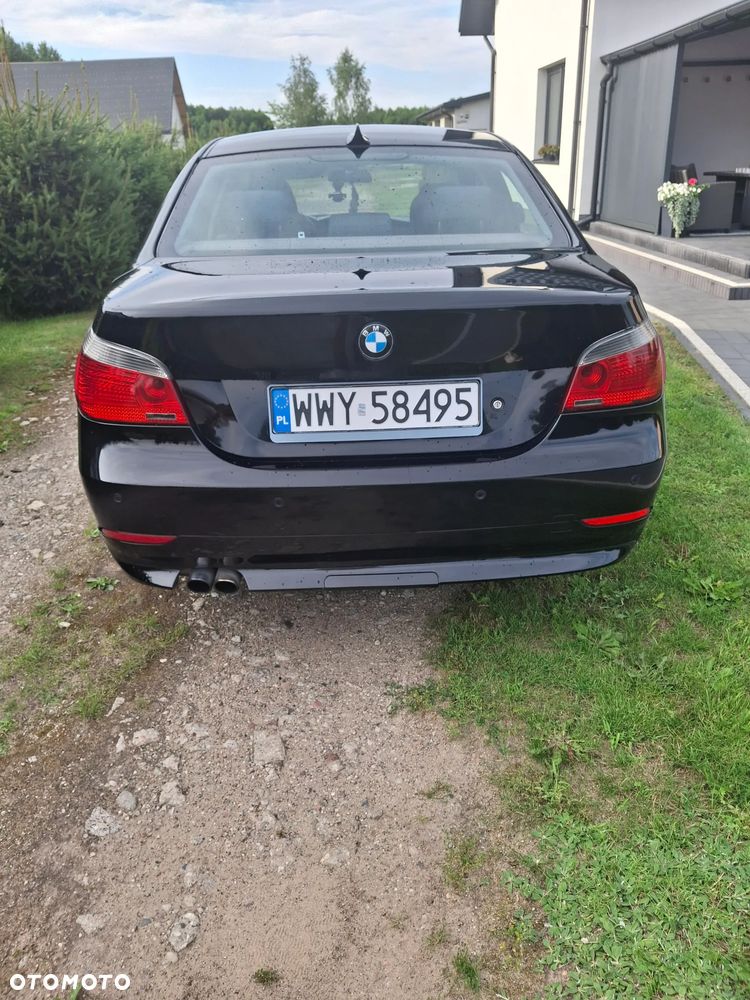 BMW Seria 5 525d - 8