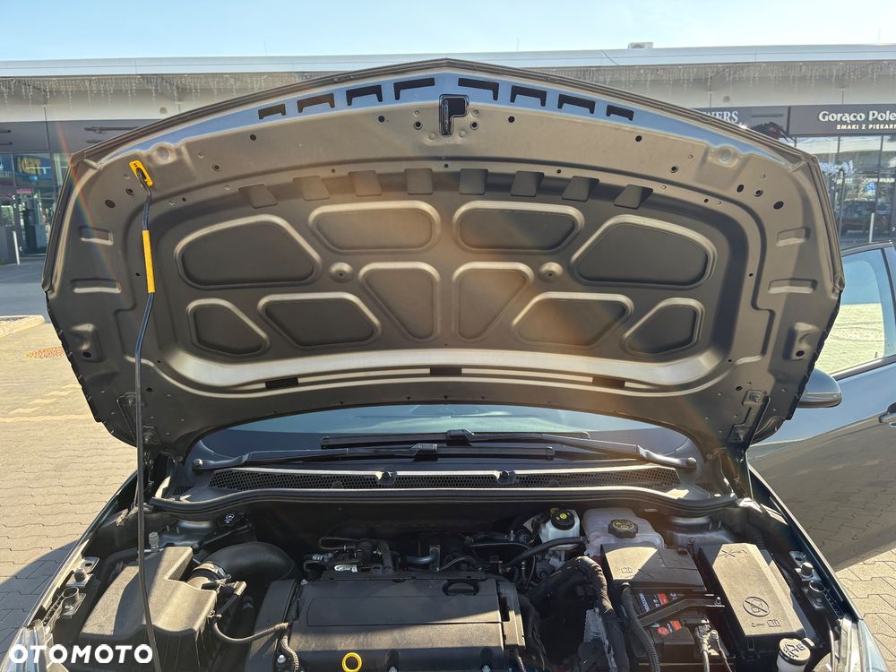 Opel Astra - 16