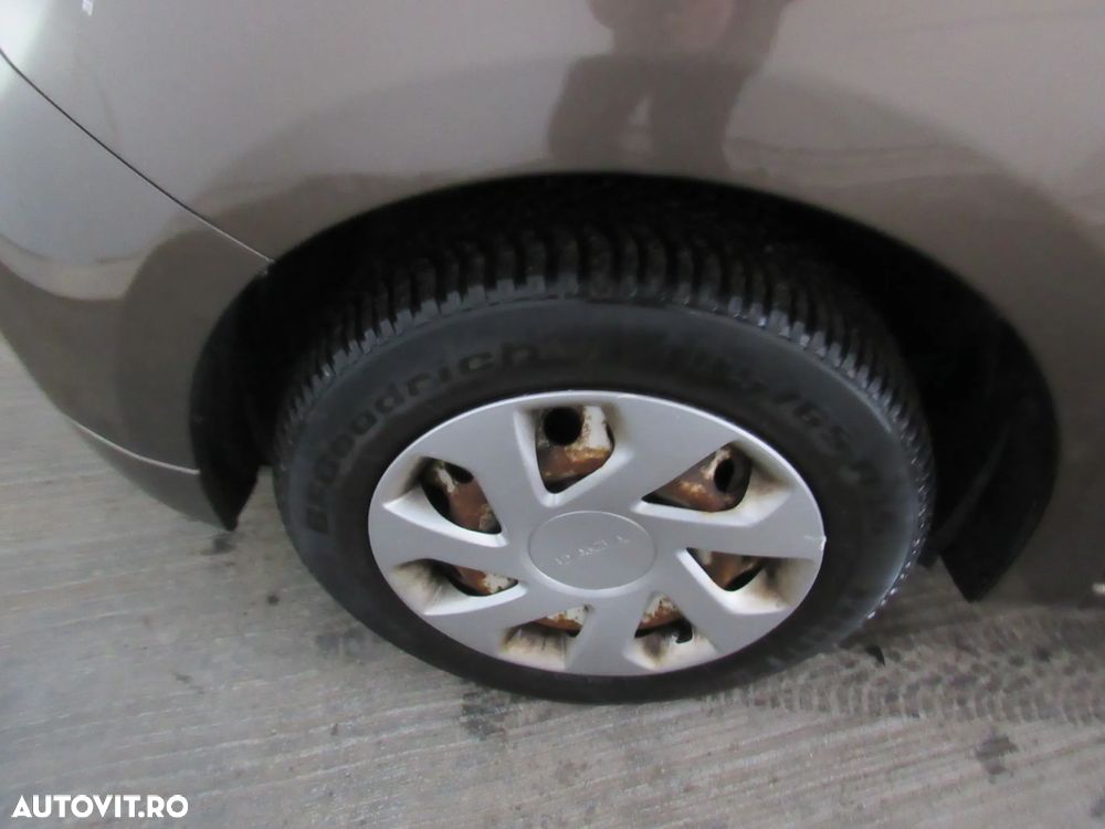 Dacia Logan 1.5 Blue dCi SL PLUS - 5