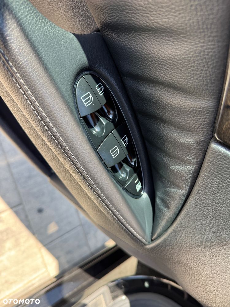 Mercedes-Benz Klasa E ver-200-kompressor-automatik-avantgarde - 23