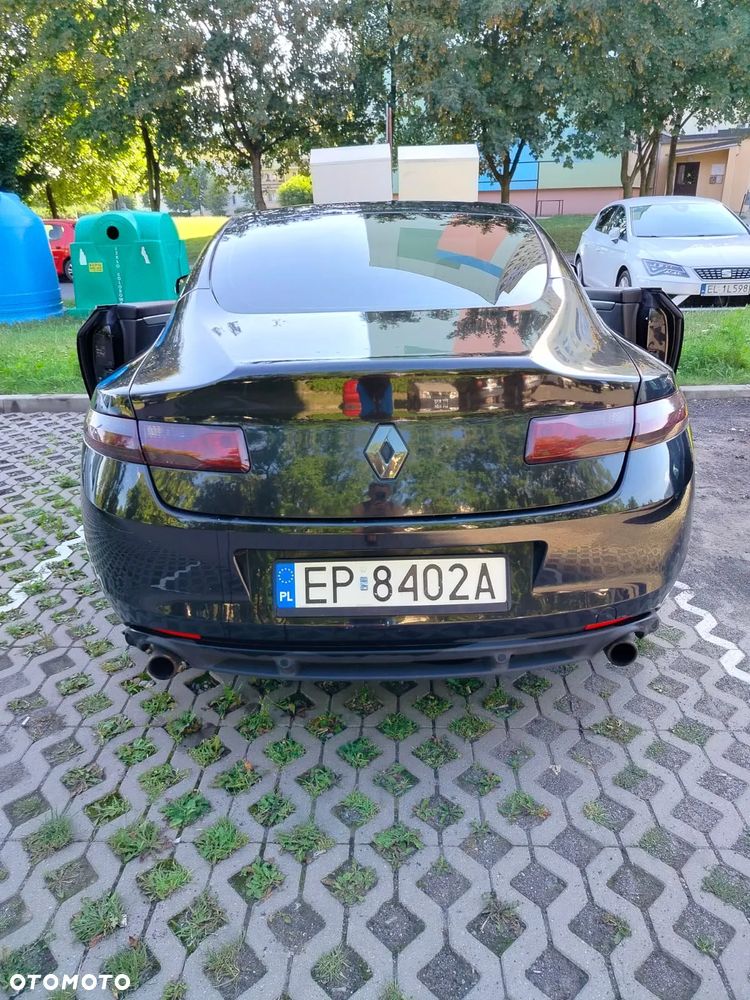 Renault Laguna 2.0 dCi FAP GT - 14