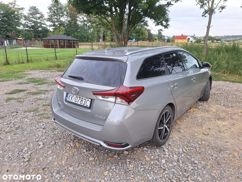 Toyota Auris - 9