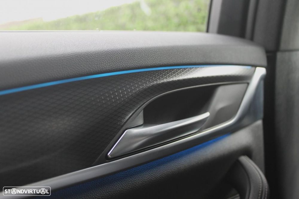 BMW 530 e Pack Desportivo M - 40