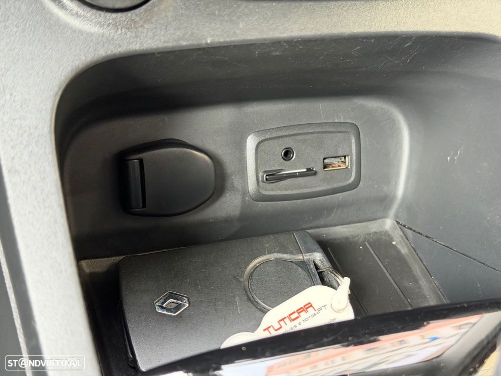 Renault Captur ENERGY TCe 120 EDC Intens - 28