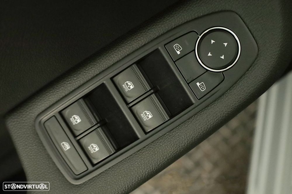 Renault Clio 1.0 TCe Evolution Bi-Fuel - 19