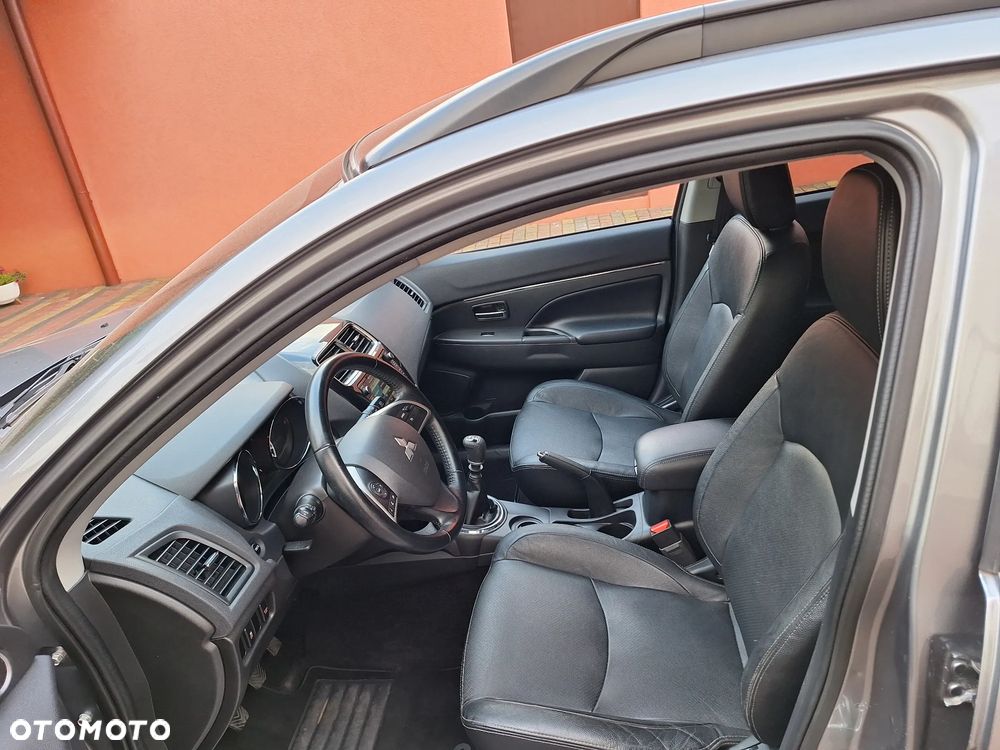 Mitsubishi ASX 1.8 DID Instyle NAVI AS&G - 12