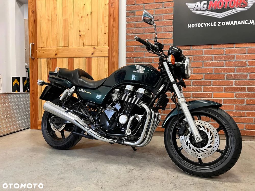 Honda CB - 1