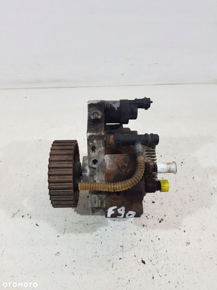 pompa wtryskowa h8200256255 renault scenic ii megane 1.9 dci - 1