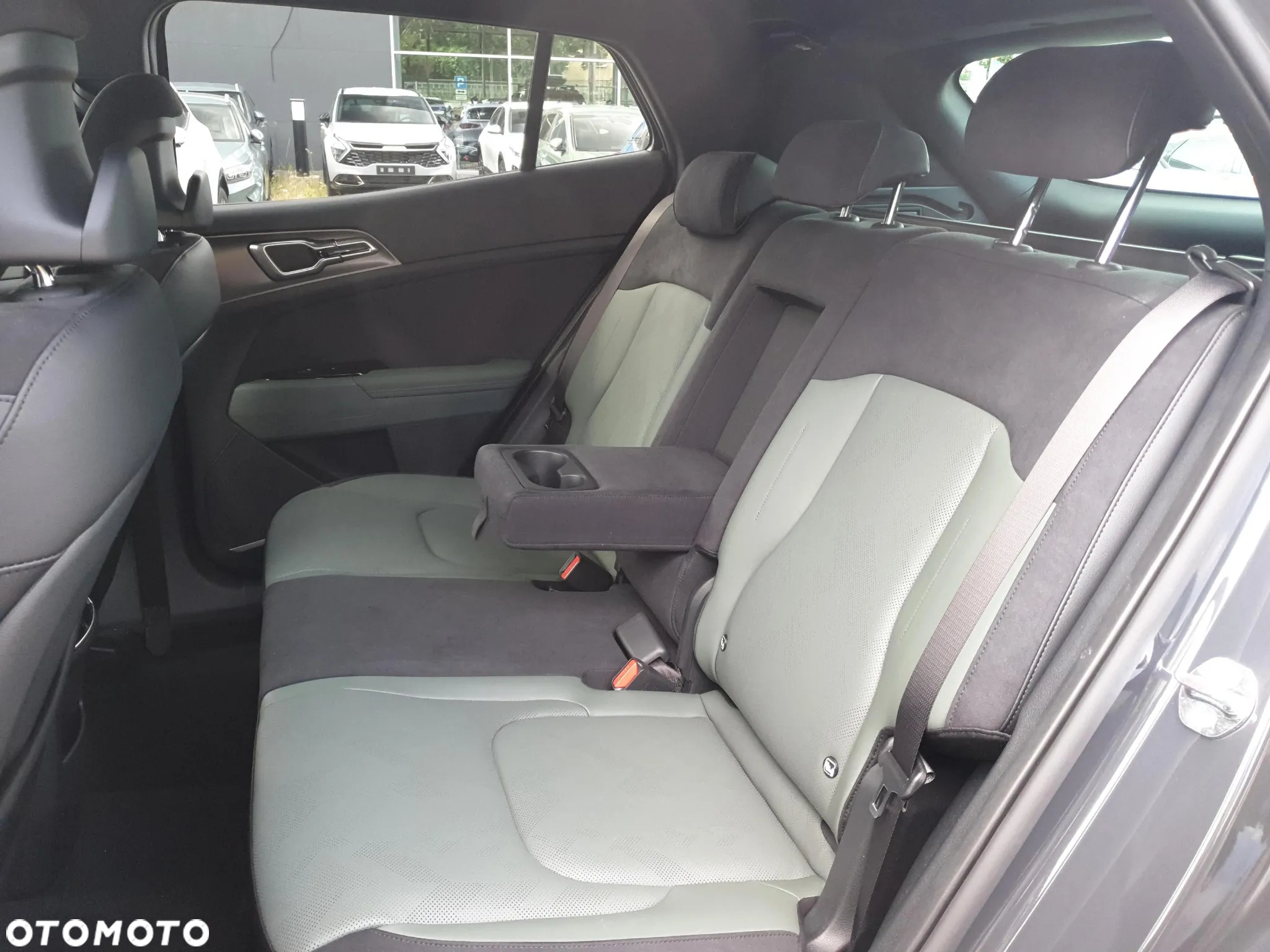 Kia Sportage 1.6 T-GDI HEV Anniversary 4WD - 11