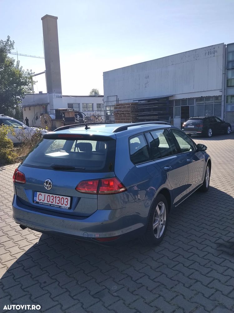Volkswagen Golf - 4