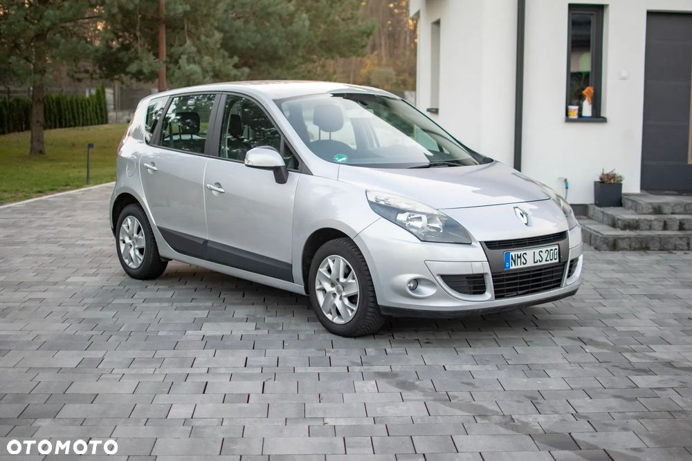 Renault Scenic - 13