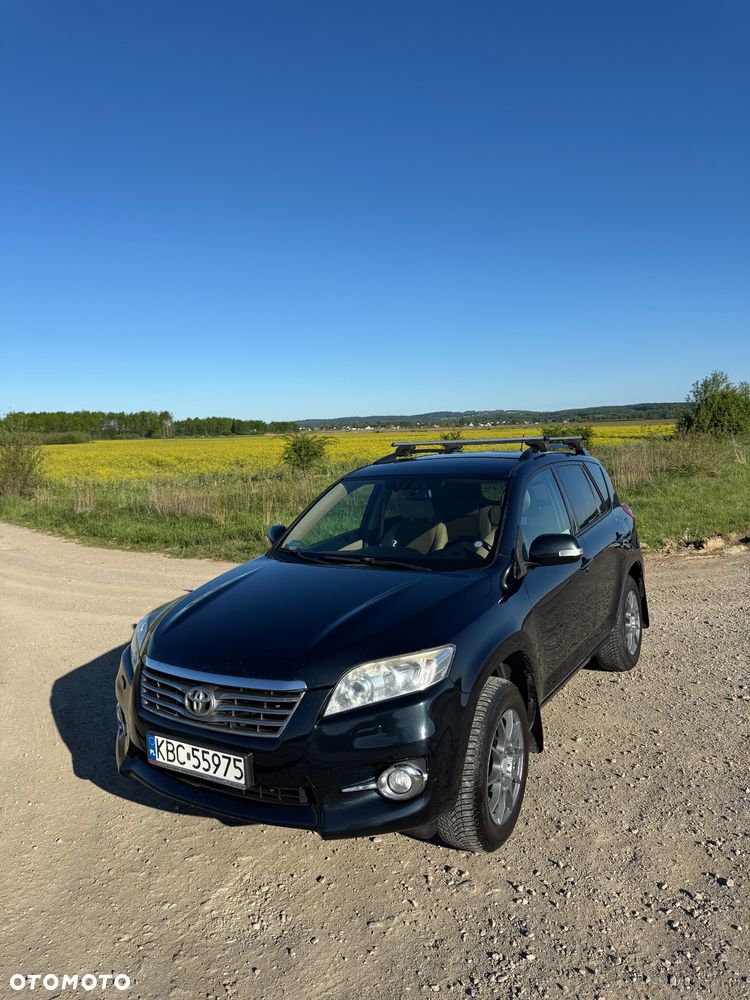 Toyota RAV4 - 4