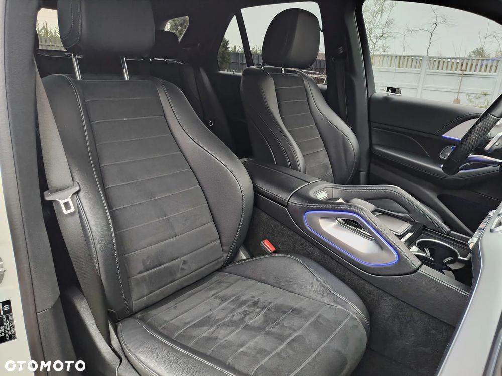 Mercedes-Benz GLE 300 d 4Matic 9G-TRONIC AMG Line - 31