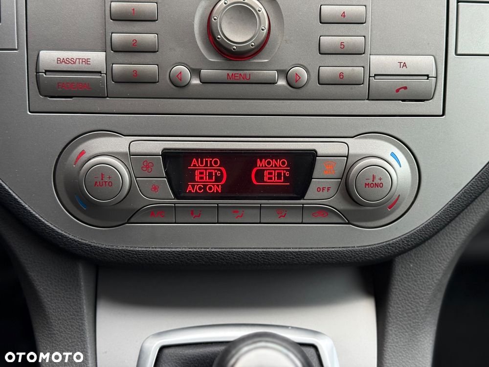 Ford Kuga 2.0 TDCi Trend - 25