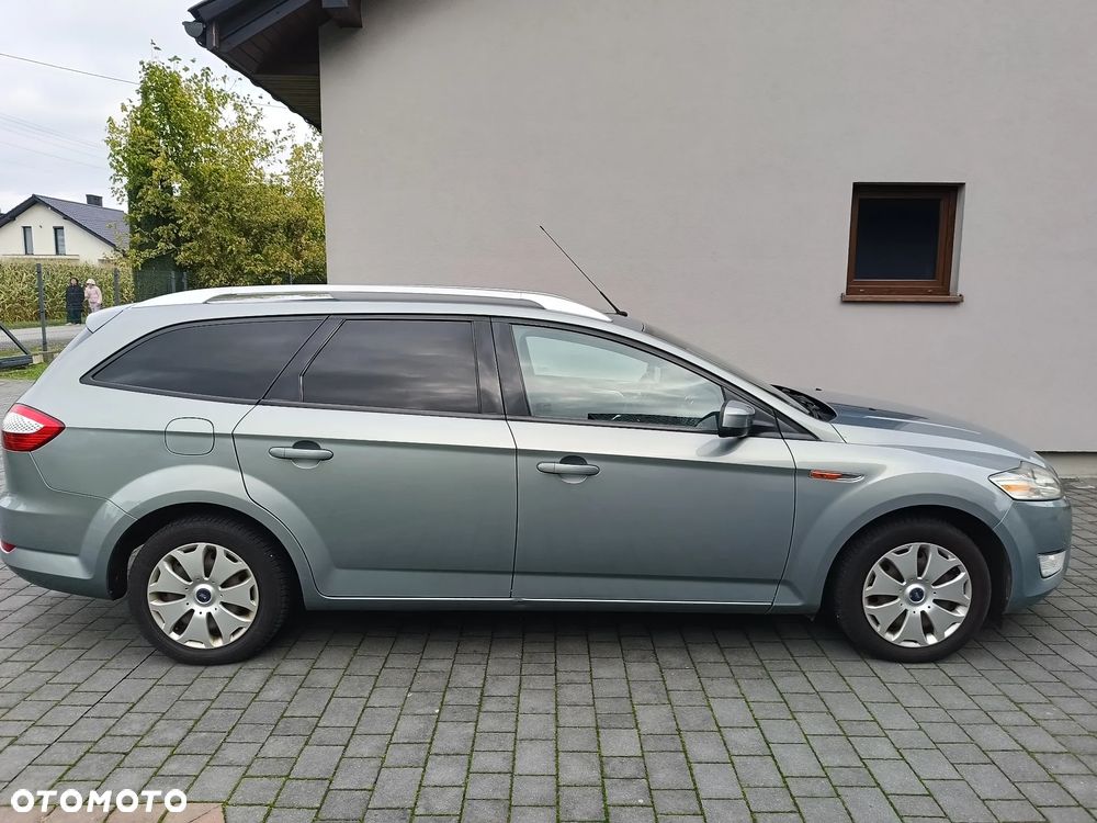 Ford Mondeo - 8