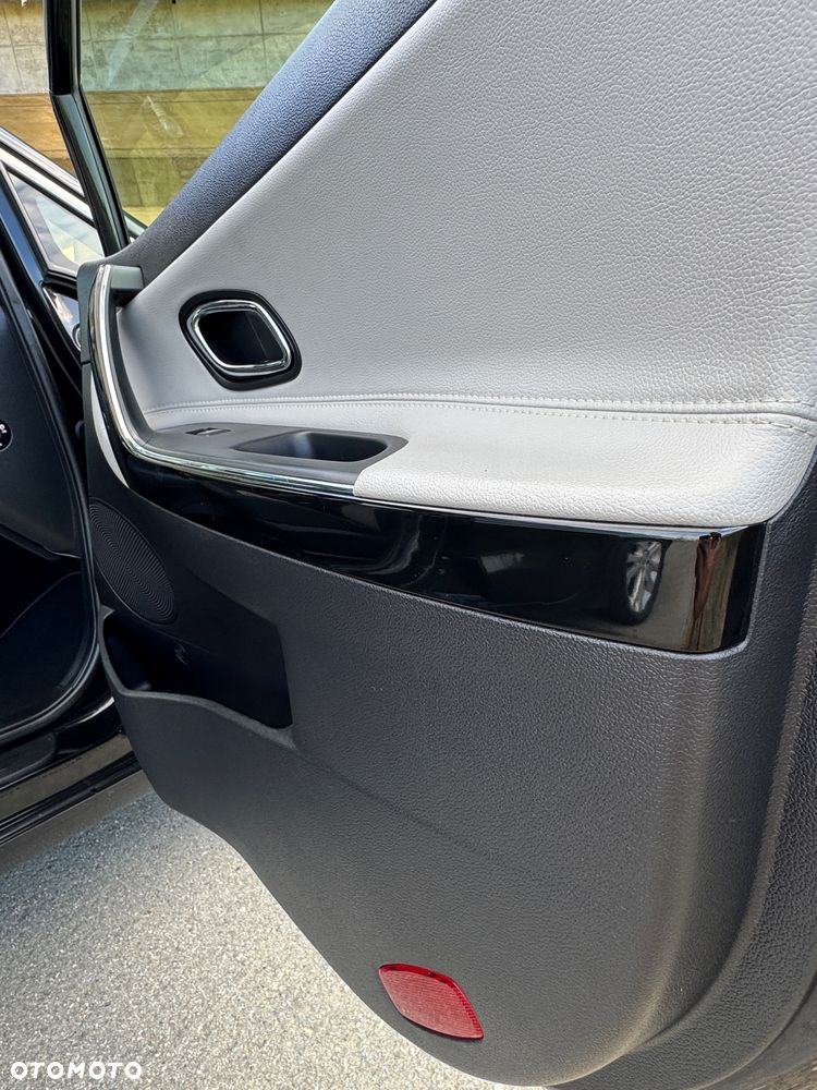 Kia Ceed - 12