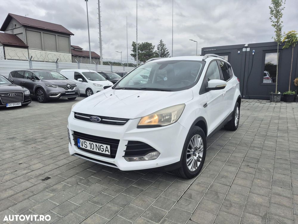 Ford Kuga - 1