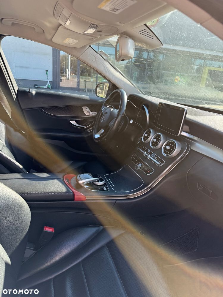 Mercedes-Benz Klasa C 300 7G-TRONIC - 7