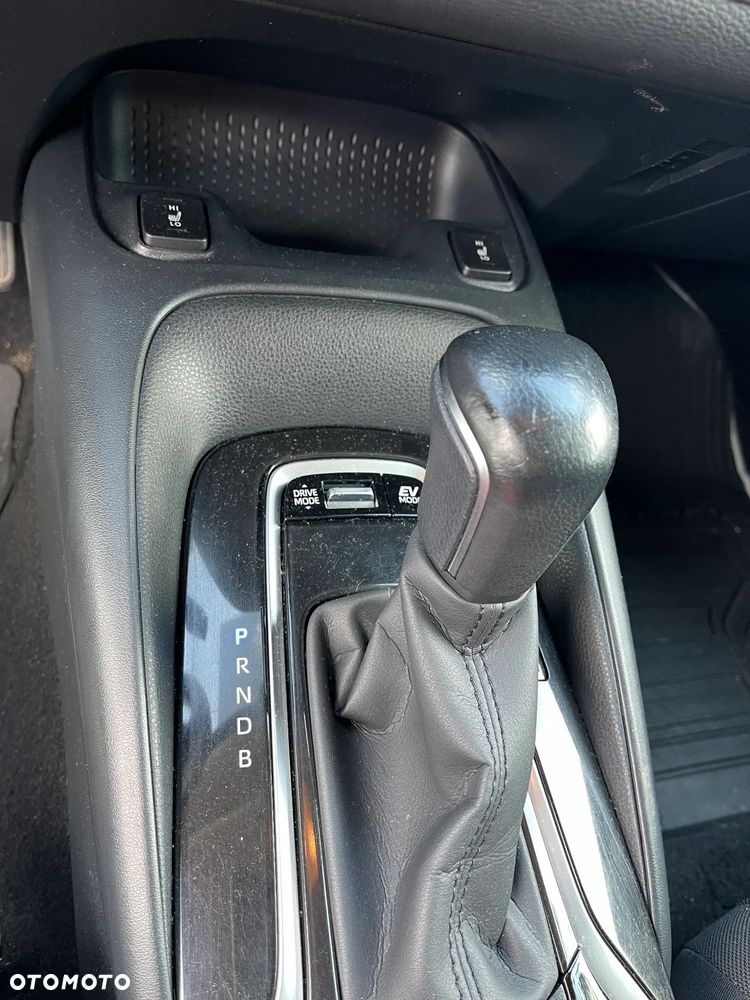 Toyota Corolla 1.8 Hybrid Comfort - 12