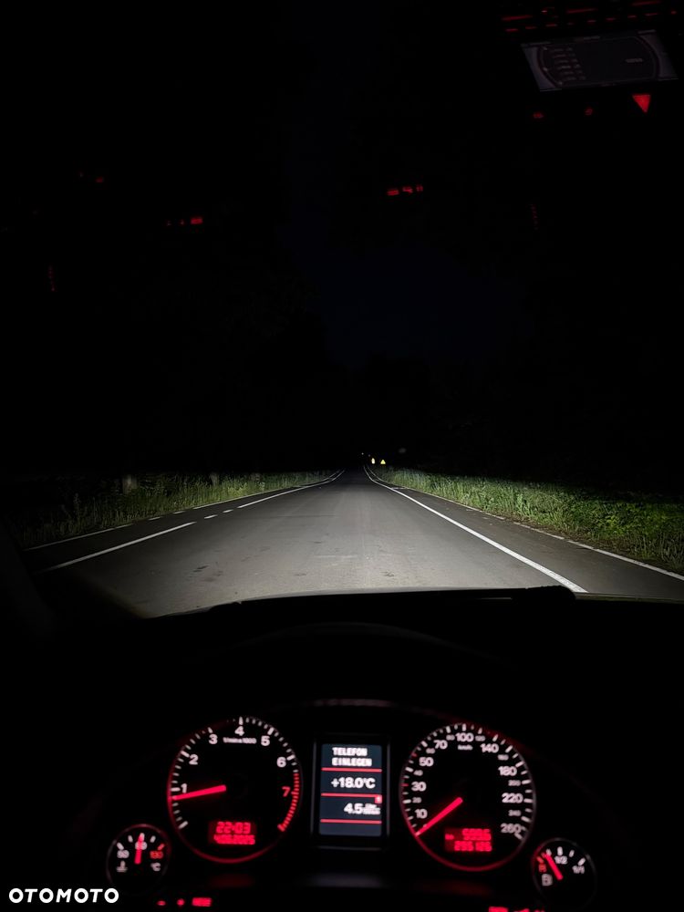 Audi A4 Avant - 25