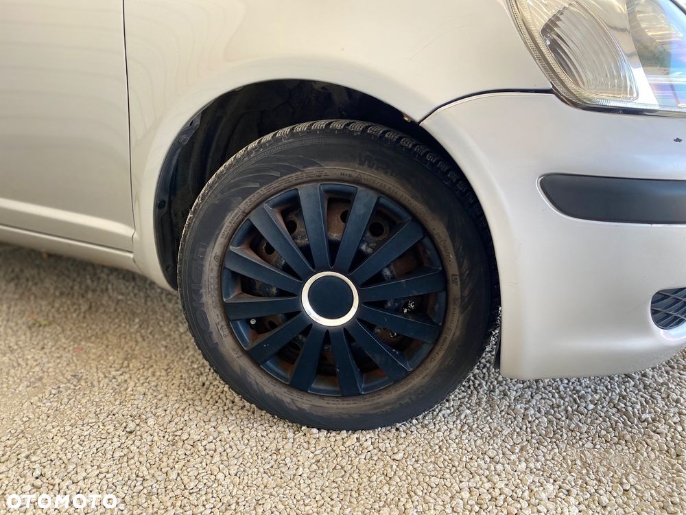 Toyota Yaris 1.0 Luna - 20