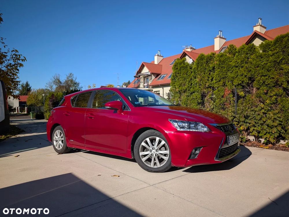 Lexus CT - 1