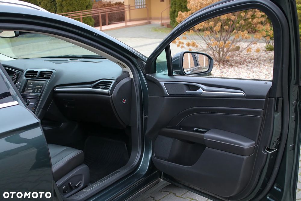 Ford Mondeo 2.0 TDCi Bi-Turbo PowerShift-Aut Titanium - 16